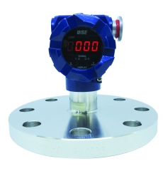 Tank mounted level transmitter